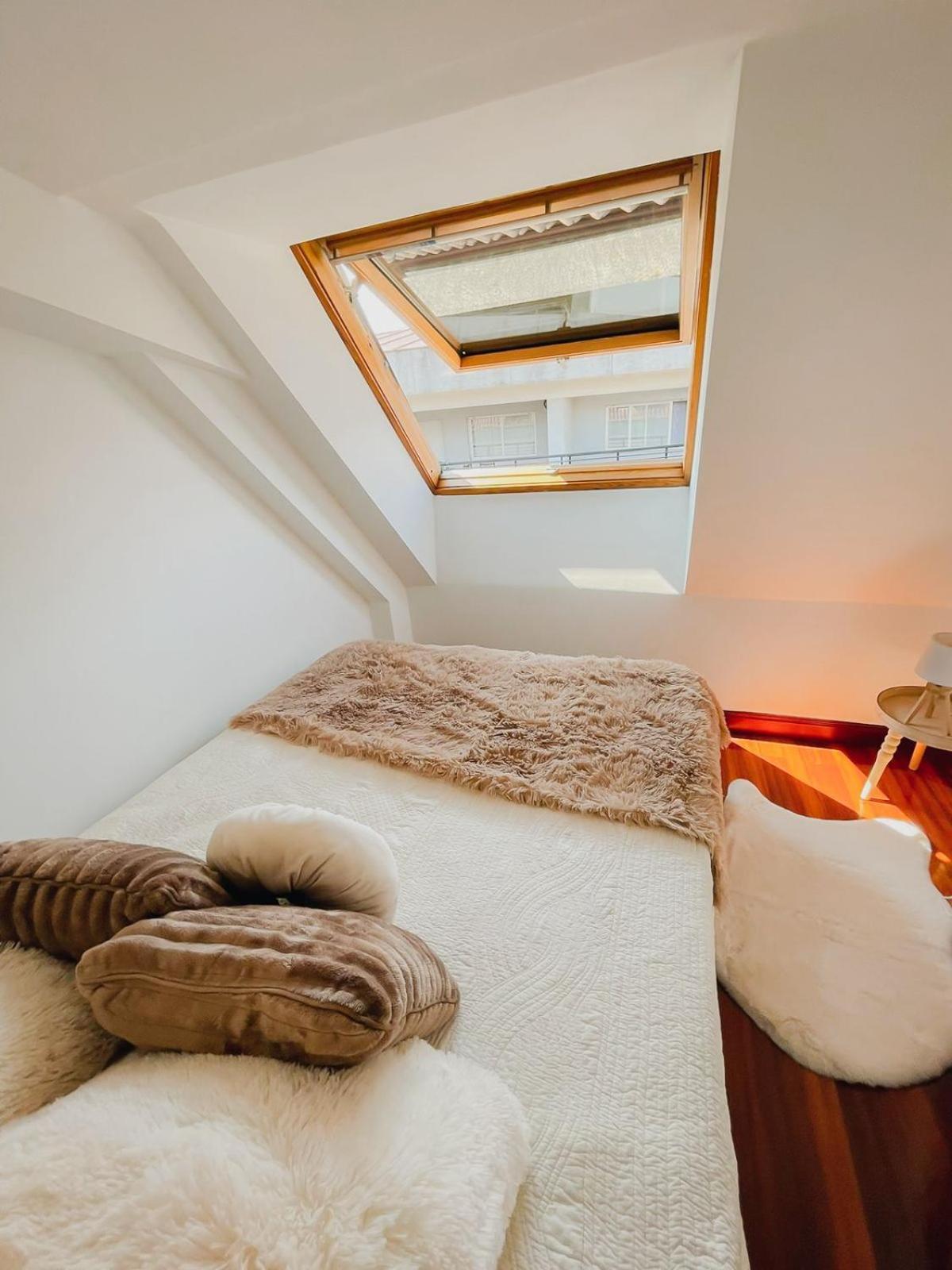 Apartamento Centro De Vigo, Garaje Y Vistas Ria Esterno foto